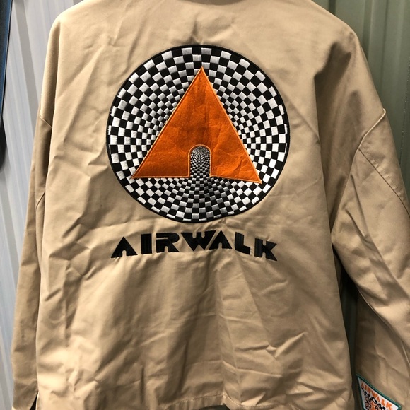 Limited edition Forever 21 X Airwalk patch jacket - Picture 6 of 9
